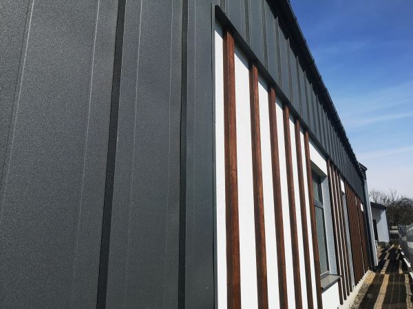 Aluminum Siding Power Washing in Barrington