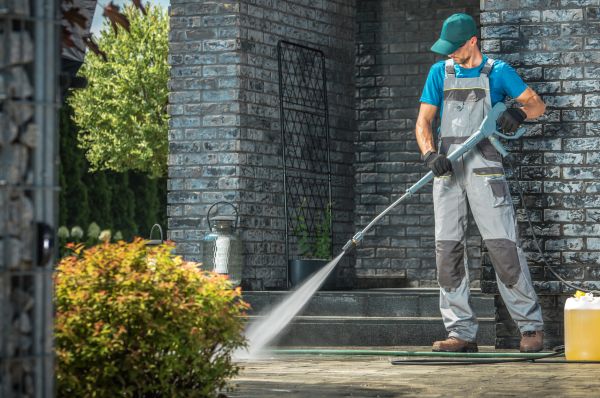 Outside House Cleaning in Barrington